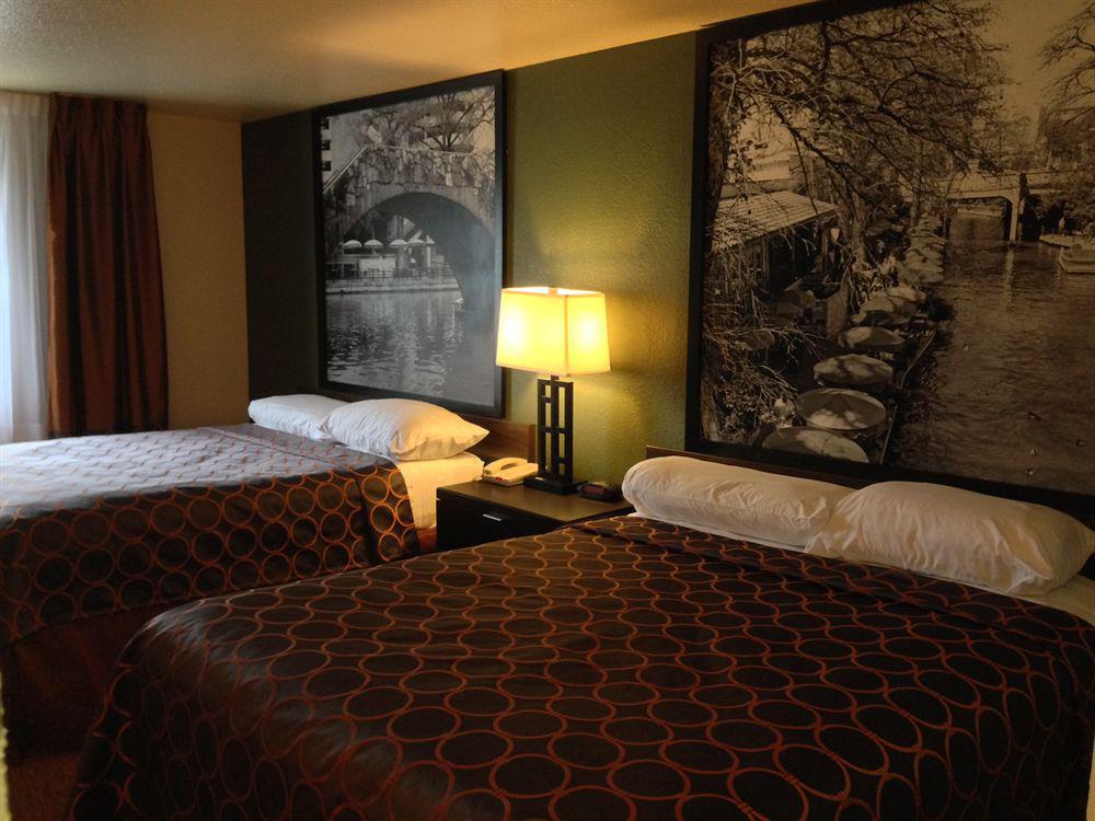 ชัวร์สเตย์ พลัส โฮเต็ล บาย เบสต์ เวสเทิร์น ซานแอนโตนิโอ แอร์พอร์ต Hotel ซานอันโตนิโอ ภายนอก รูปภาพ
